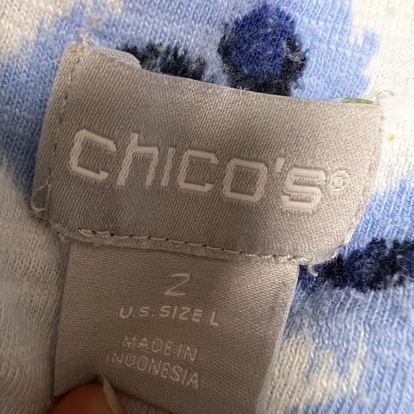 Chico's Blue and White Patterned Top - Picture 2 of 2